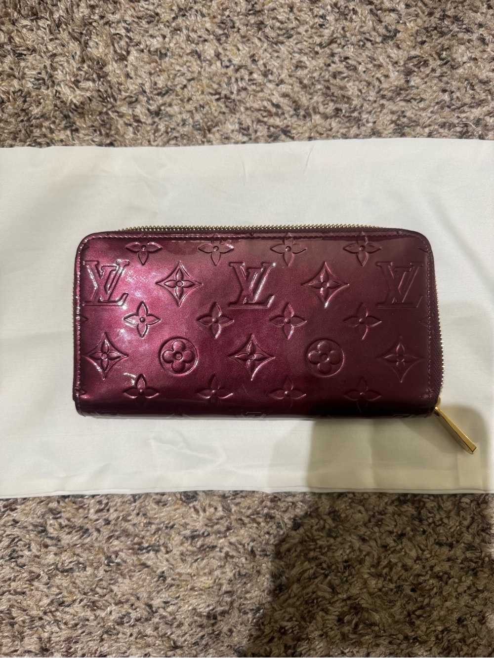 Louis Vuitton Vernis Burgundy Zip-Around Wallet